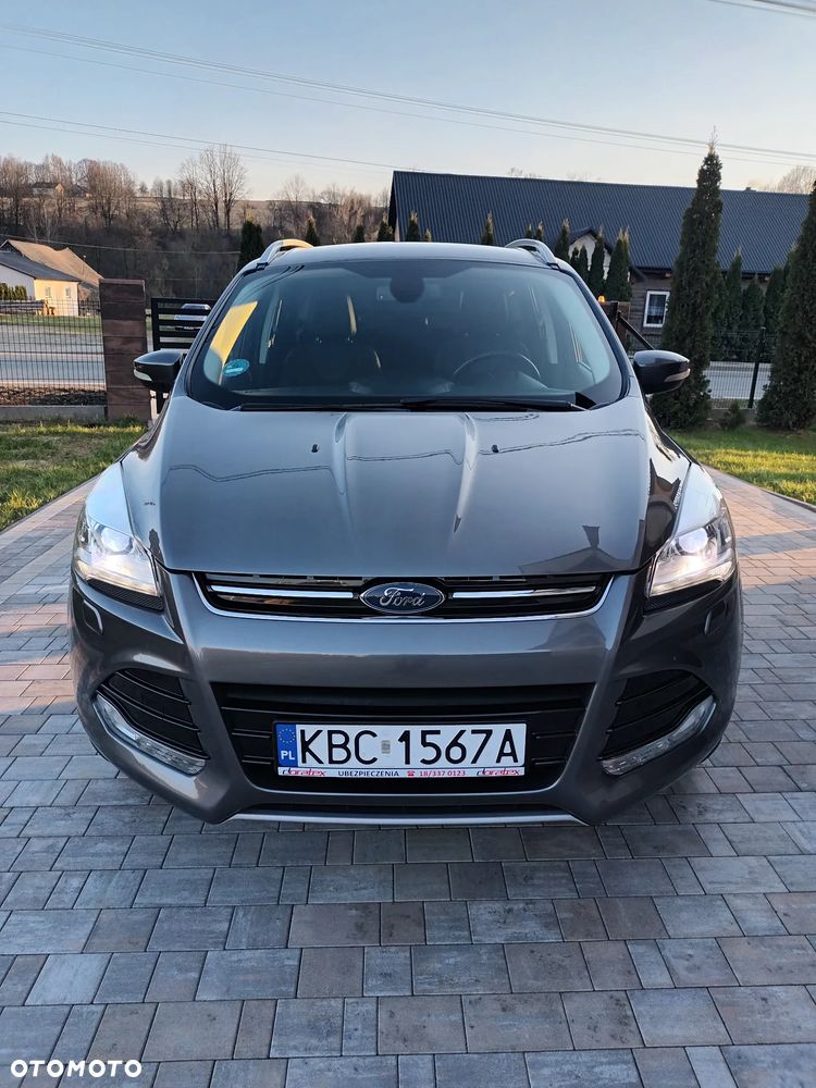 Ford Kuga 1.6 EcoBoost 2x4 Titanium - 3