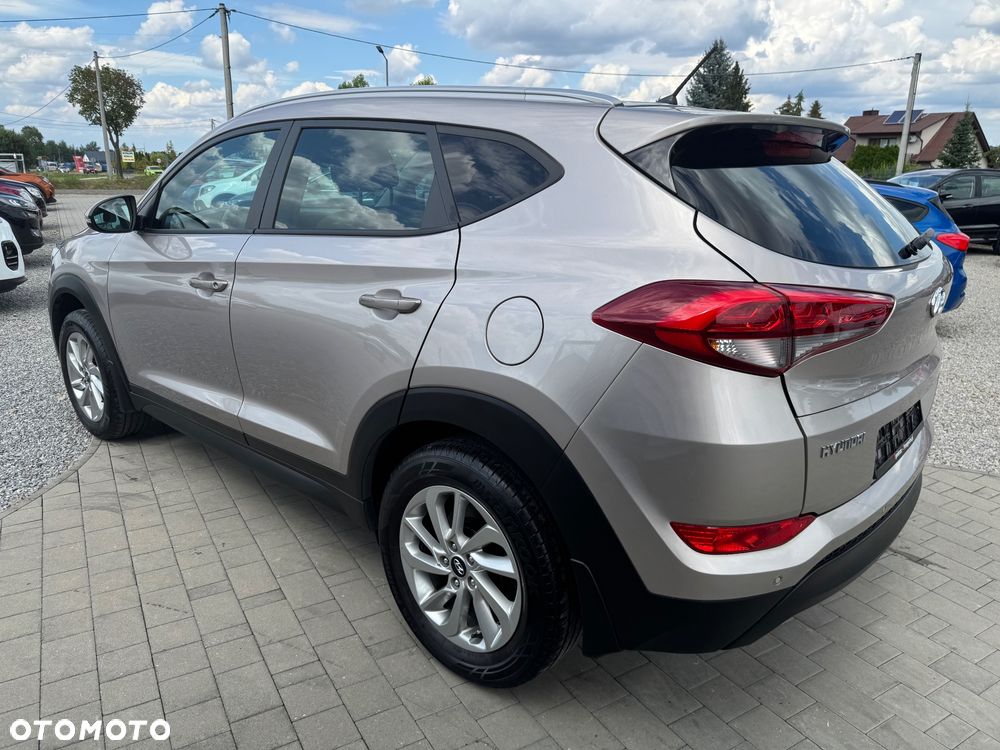 Hyundai Tucson blue 1.6 GDi 2WD Intro Edition - 11