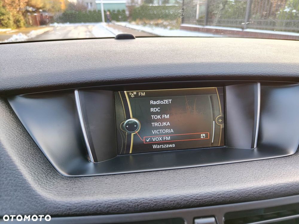 BMW X1 sDrive16d Sport Line - 27