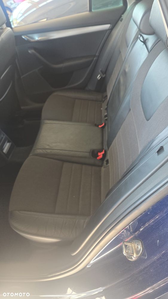 Skoda Octavia 1.8 TSI (Green tec) DSG Ambition - 19