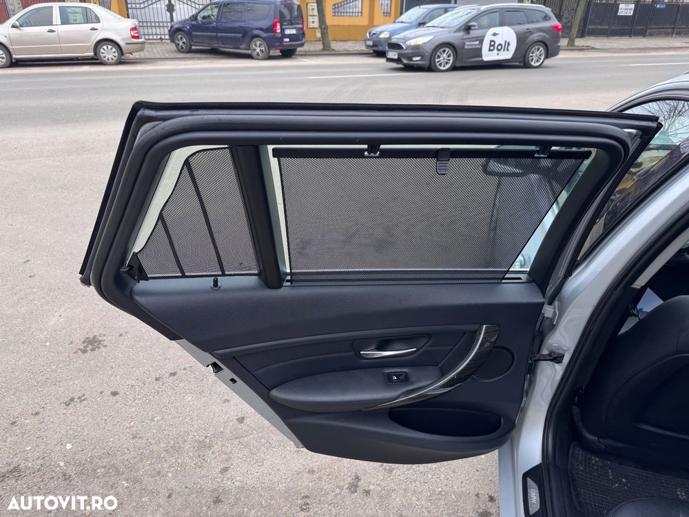 BMW Seria 3 320d Aut. Luxury Line - 18