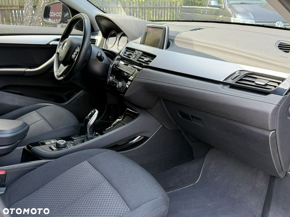 BMW X2 sDrive18i Advantage - 18
