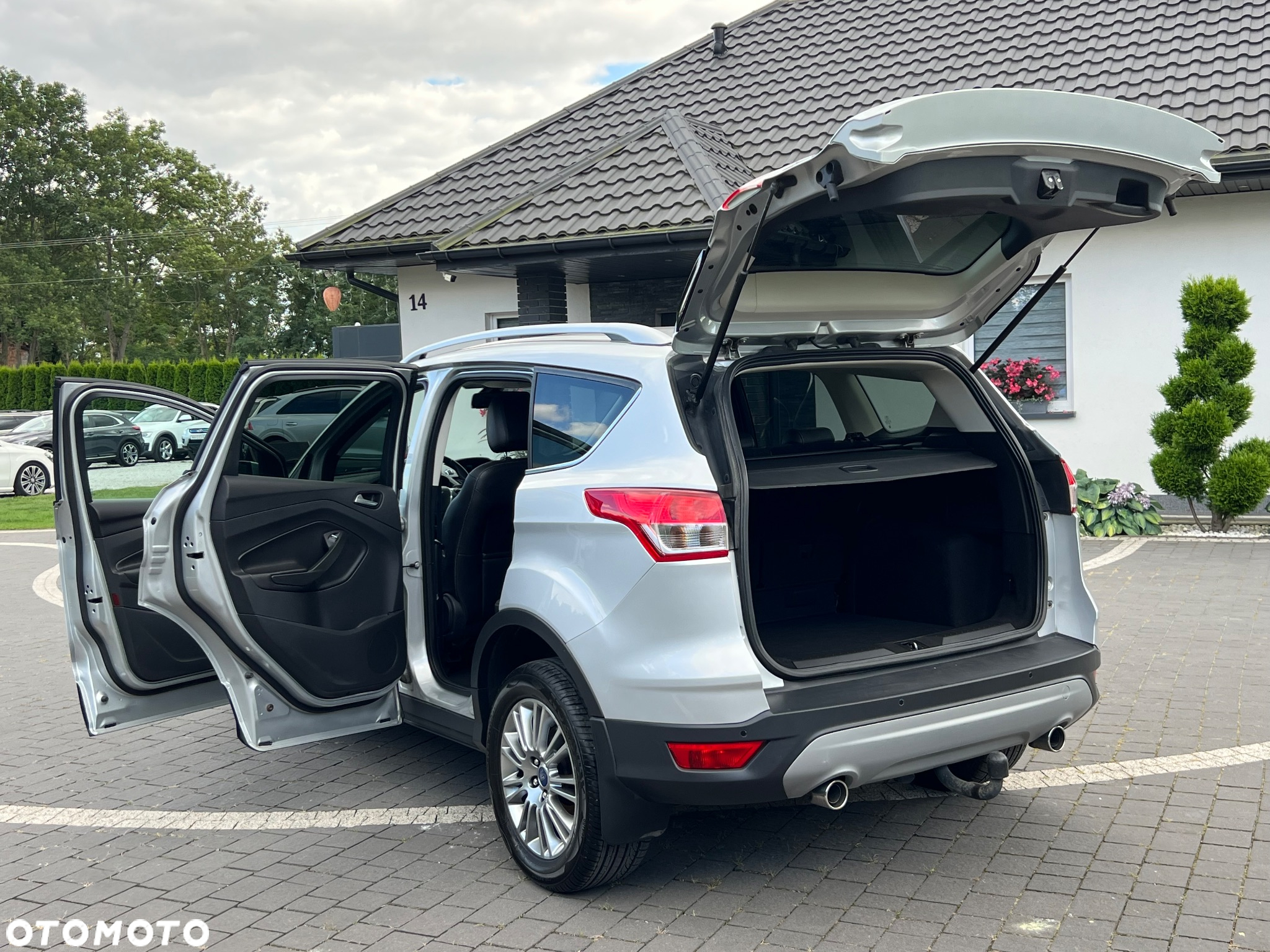 Ford Kuga 1.6 EcoBoost 2x4 Titanium - 22