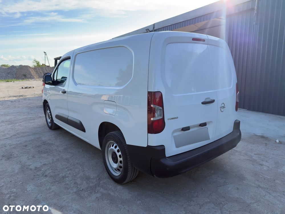 Opel COMBO - 5