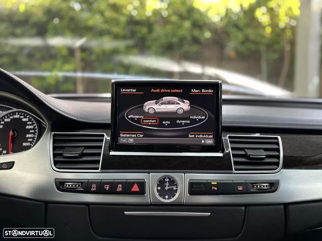 Audi A8 3.0 TDI V6 quattro Clean Diesel Exclusive - 47