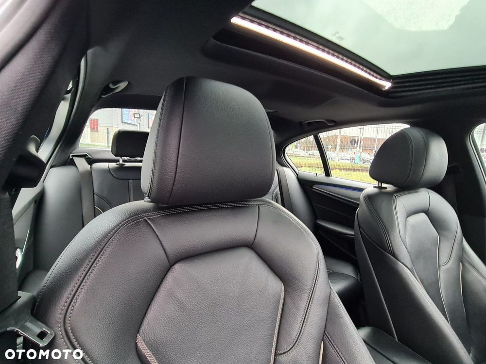 BMW Seria 5 530d xDrive M Sport sport - 37