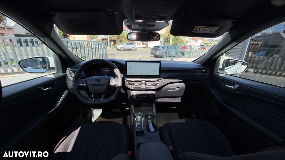 Ford Kuga - 11