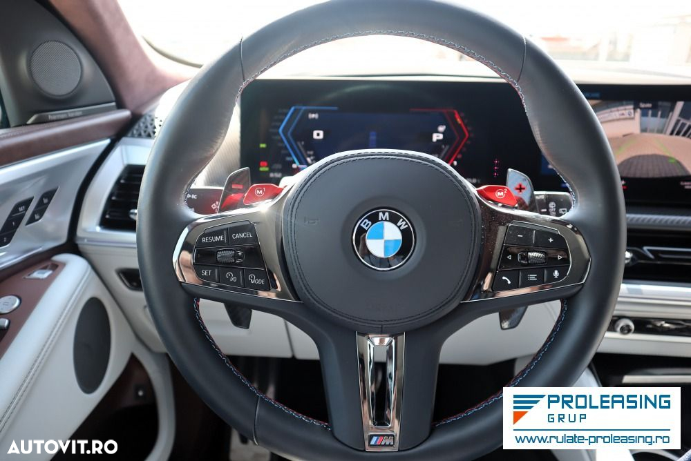 BMW XM - 10