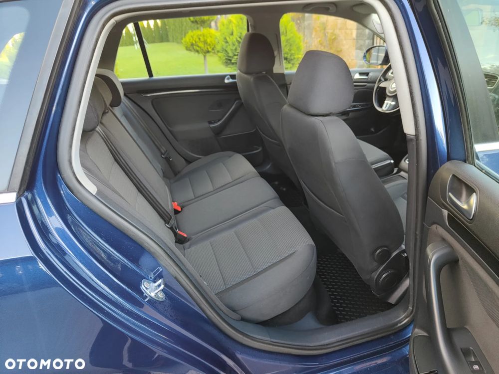 Volkswagen Golf Variant 2.0 TDI DPF Highline - 16