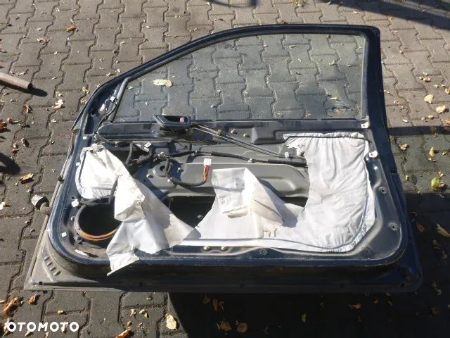 DRZWI PRAWY PRZÓD PRAWE PRZEDNIE HYUNDAI GETZ 3D - 3