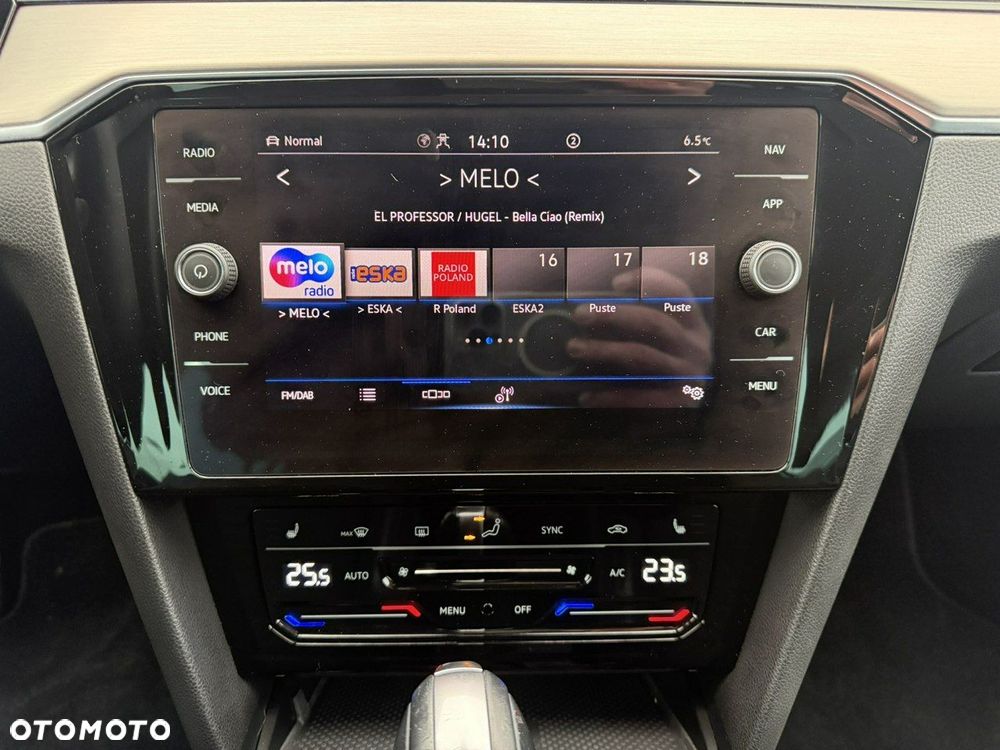 Volkswagen Passat - 27