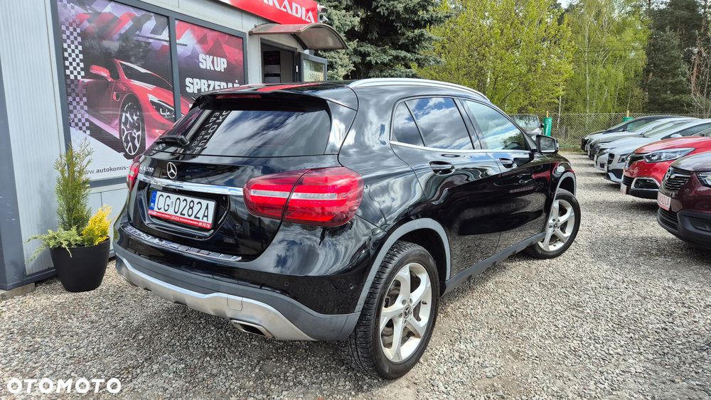 Mercedes-Benz GLA 200 7G-DCT AMG Line - 4