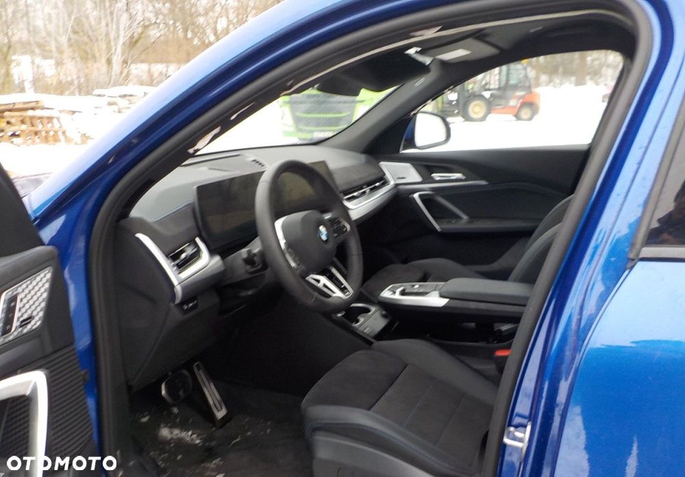 BMW X2 - 24