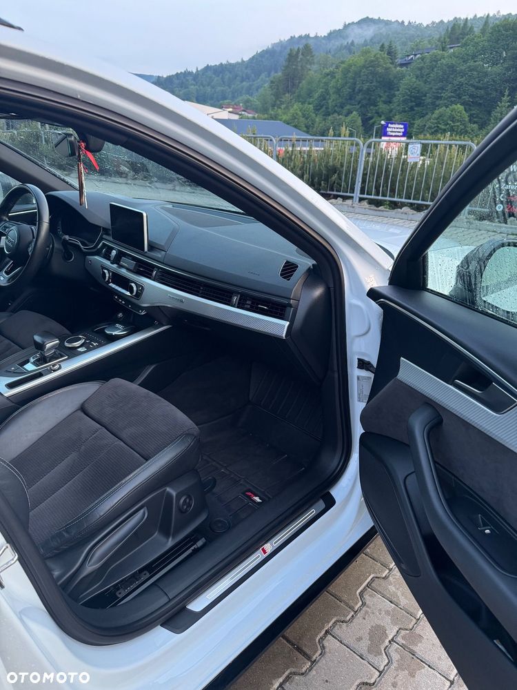 Audi A4 Avant 2.0 TDI Quattro S tronic - 13
