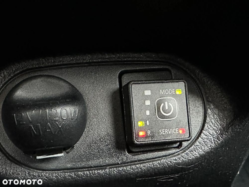 Toyota Yaris - 19