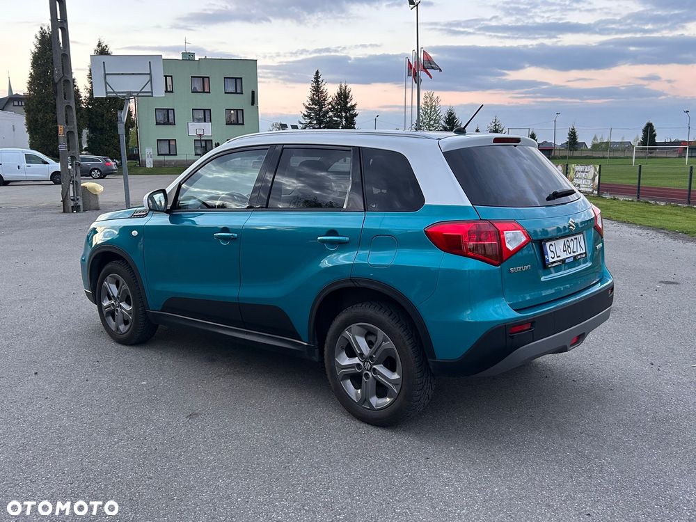 Suzuki Vitara 1.6 Comfort 2WD - 21