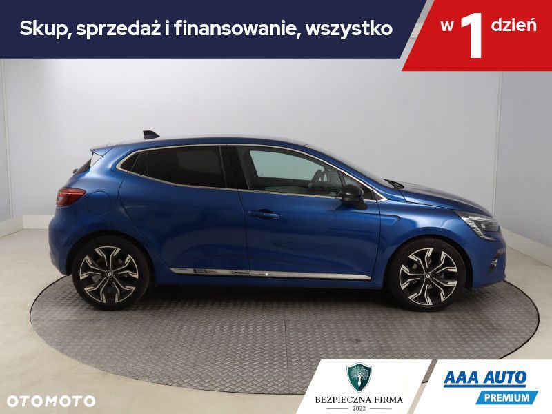 Renault Clio - 8