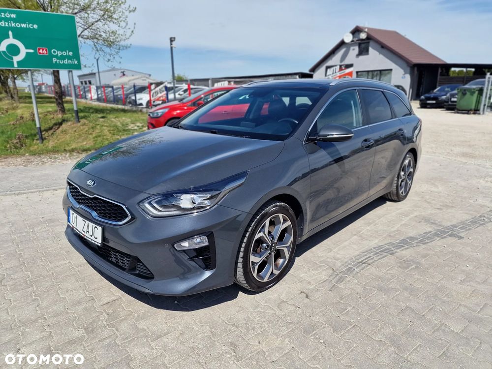 Kia Ceed 1.6 CRDi Eco-Dynamics+ (48V Mild-Hybrid) DCT7 Platinum Edition - 4