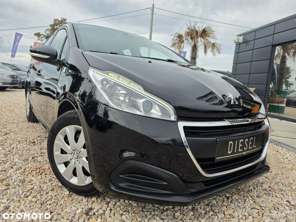 Peugeot 208 - 19