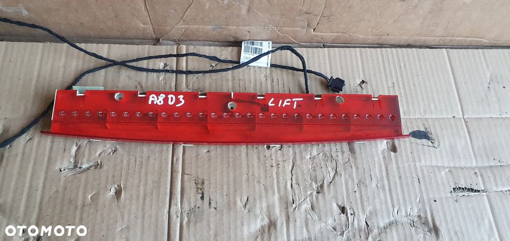 Trzecie światło stop Audi A8 D3 4E0945097 4E0945097A 4E0945097B - 3