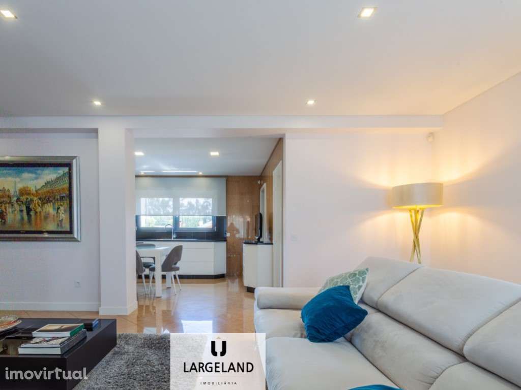 Moradia T6 - Pigeiros - Grande imagem: 4/46