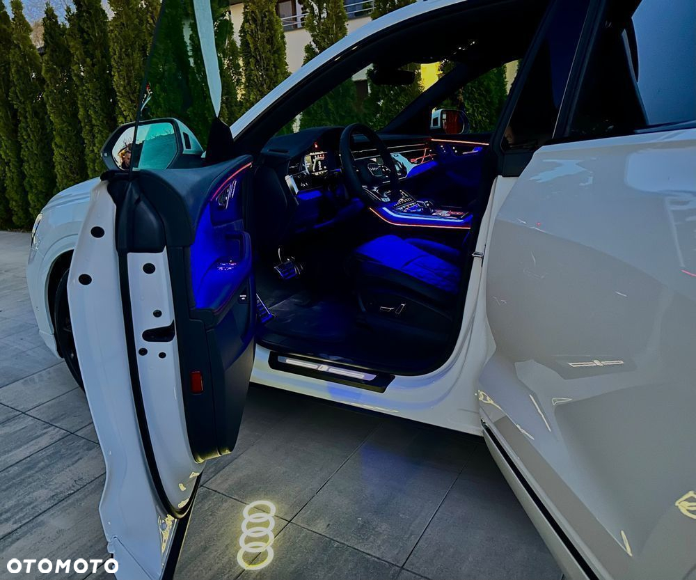 Audi Q8 - 27