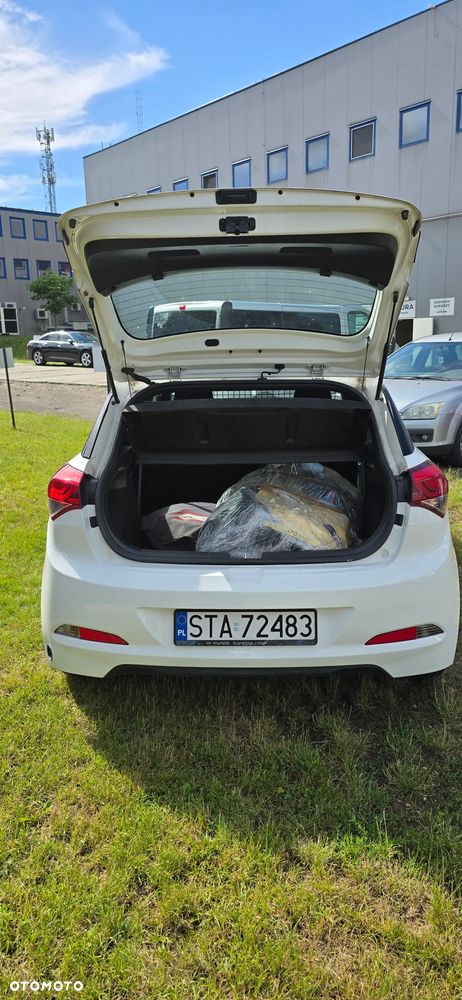 Hyundai i20 1.2 GO - 23