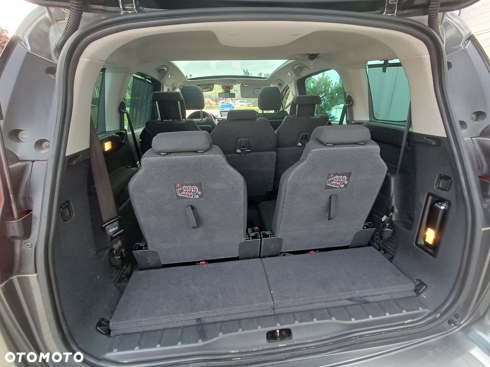 Peugeot 5008 2.0 HDi Allure 7os - 25