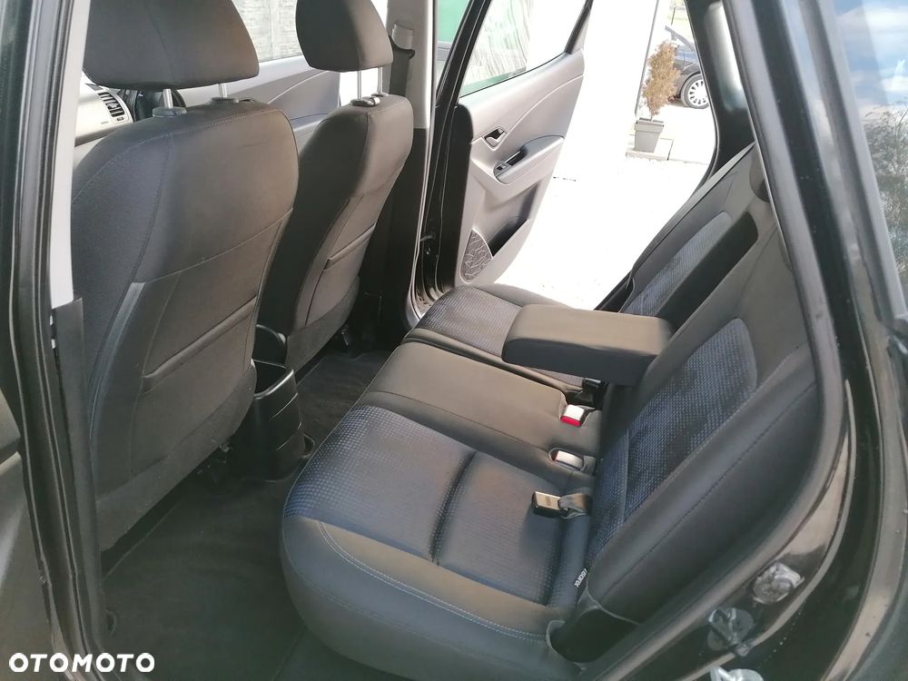 Hyundai ix20 1.4 Premium - 24