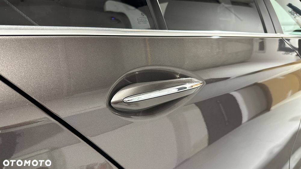 BMW Seria 5 520d - 8