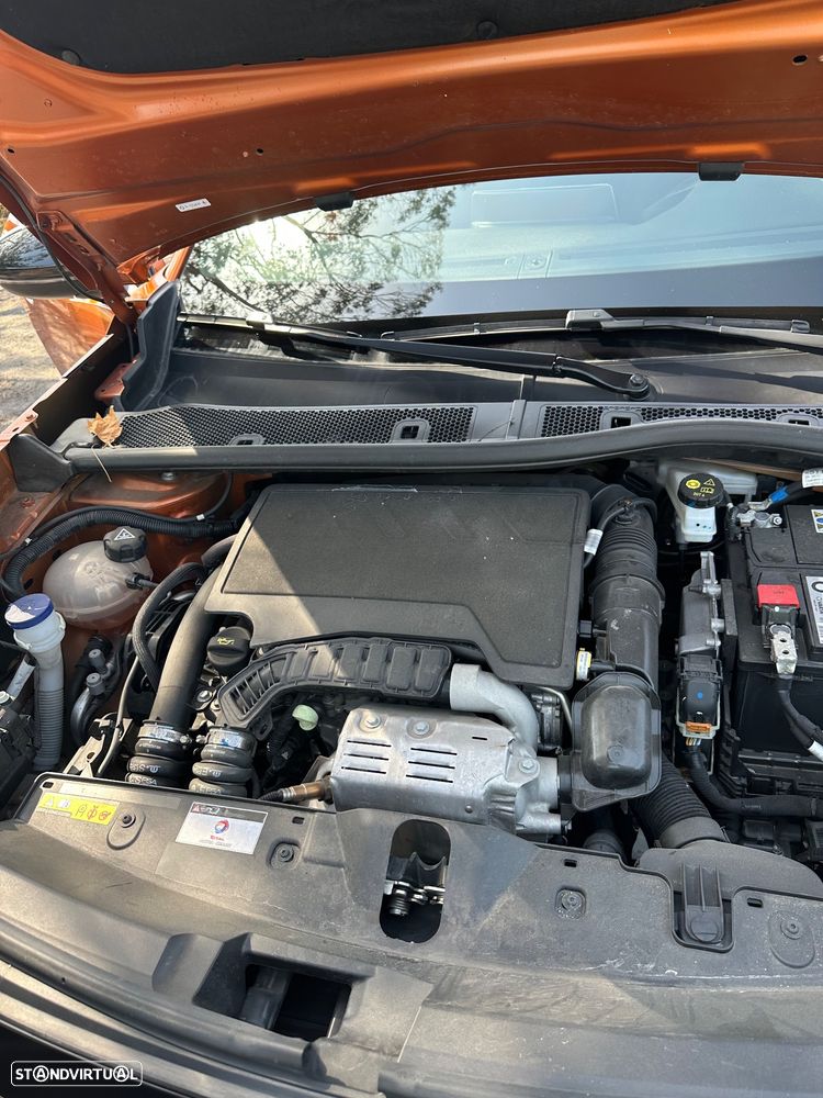 Peugeot 2008 PureTech 130 EAT8 Allure - 31