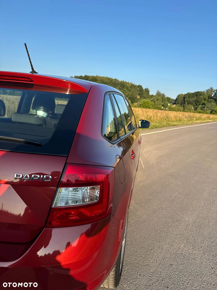 Skoda RAPID 1.2 TSI Ambition - 21