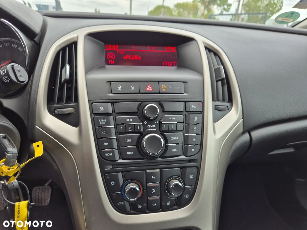 Opel Astra 1.6 Design Edition - 36