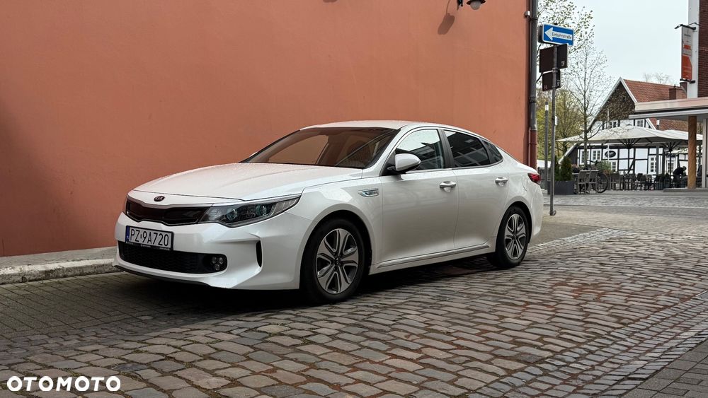Kia Optima - 1