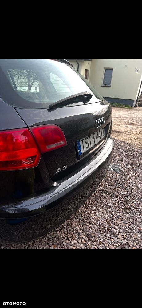 Audi A3 Sportback 2.0 TDI Ambiente - 4