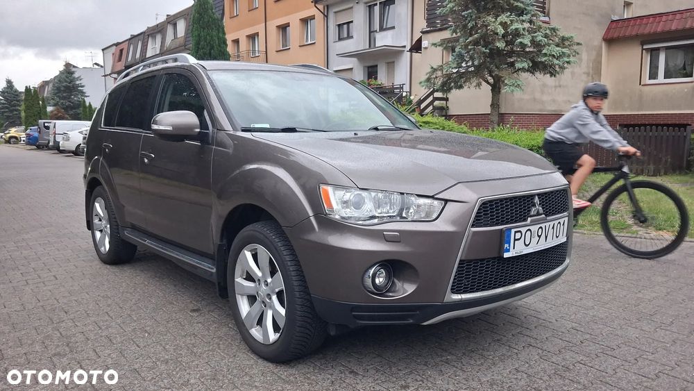 Mitsubishi Outlander 2.0 DID Intense - 3