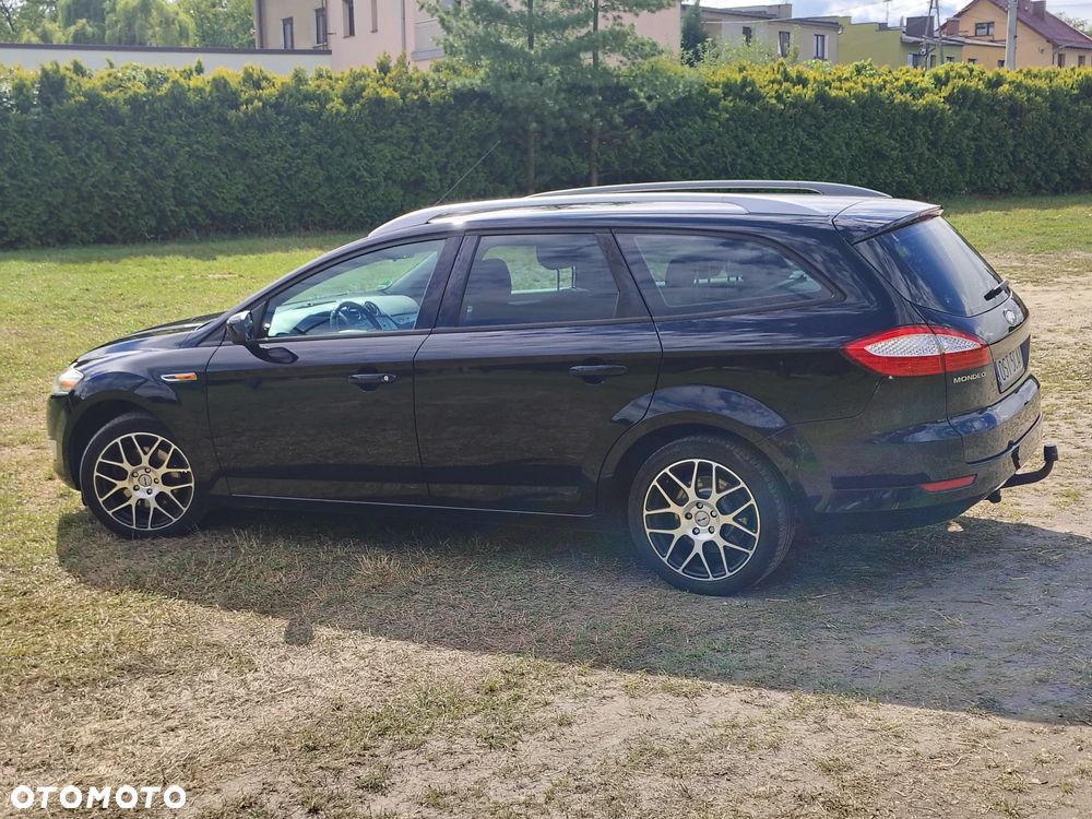 Ford Mondeo - 12