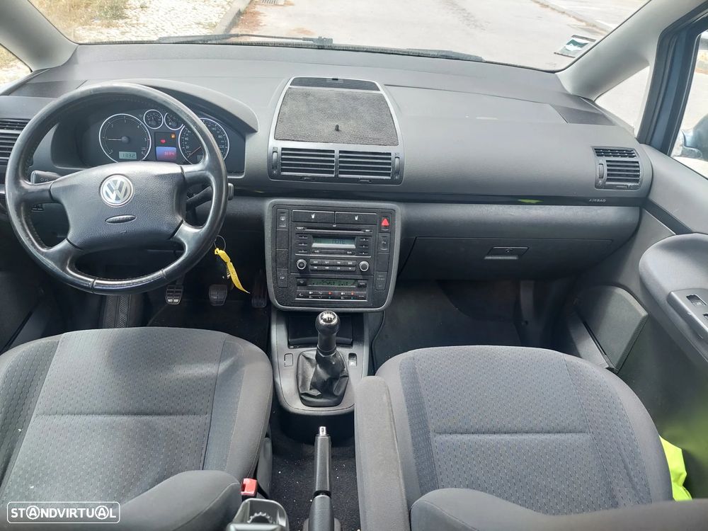 VW Sharan 2.0 TDi BlueMotion - 15
