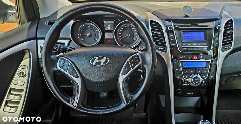 Hyundai i30 - 26