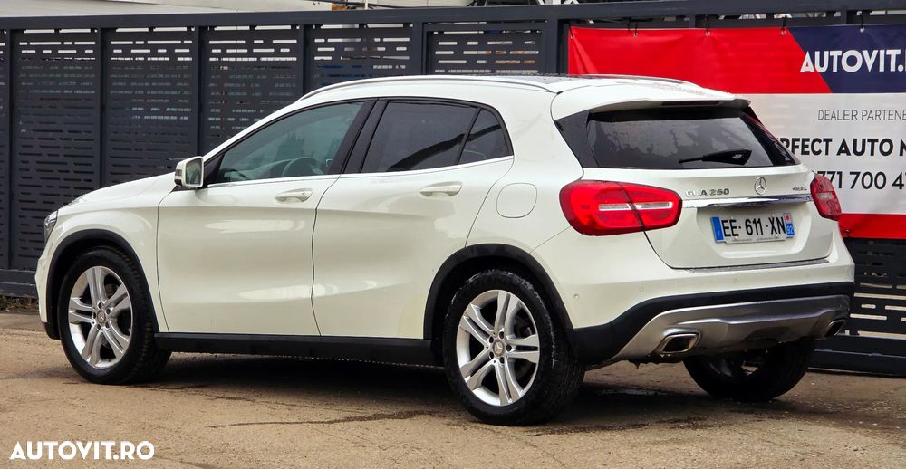 Mercedes-Benz GLA 250 4MATIC 7G-DCT AMG Line - 9