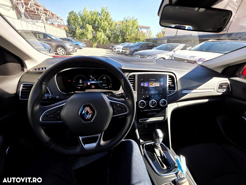 Renault Megane E-TECH Plug-in 160 INTENS - 25