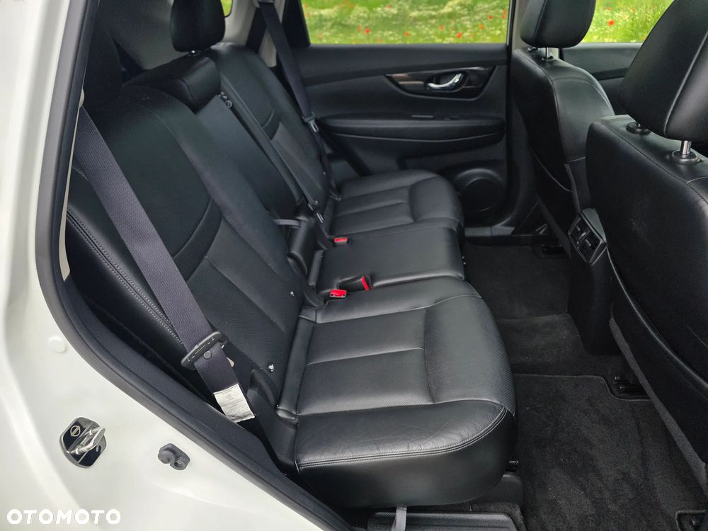 Nissan X-Trail 1.7 dCi Tekna 2WD Xtronic 7os - 16