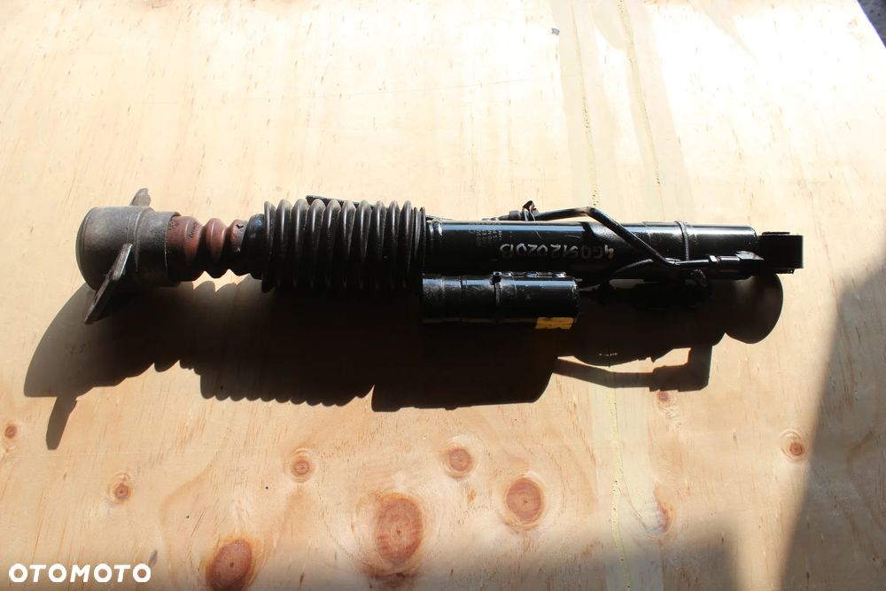 AMORTYZATOR TYLNY PRAWY AUDI RS6 RS7 4G0512020B 2016