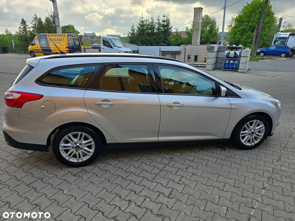 Ford Focus - 8