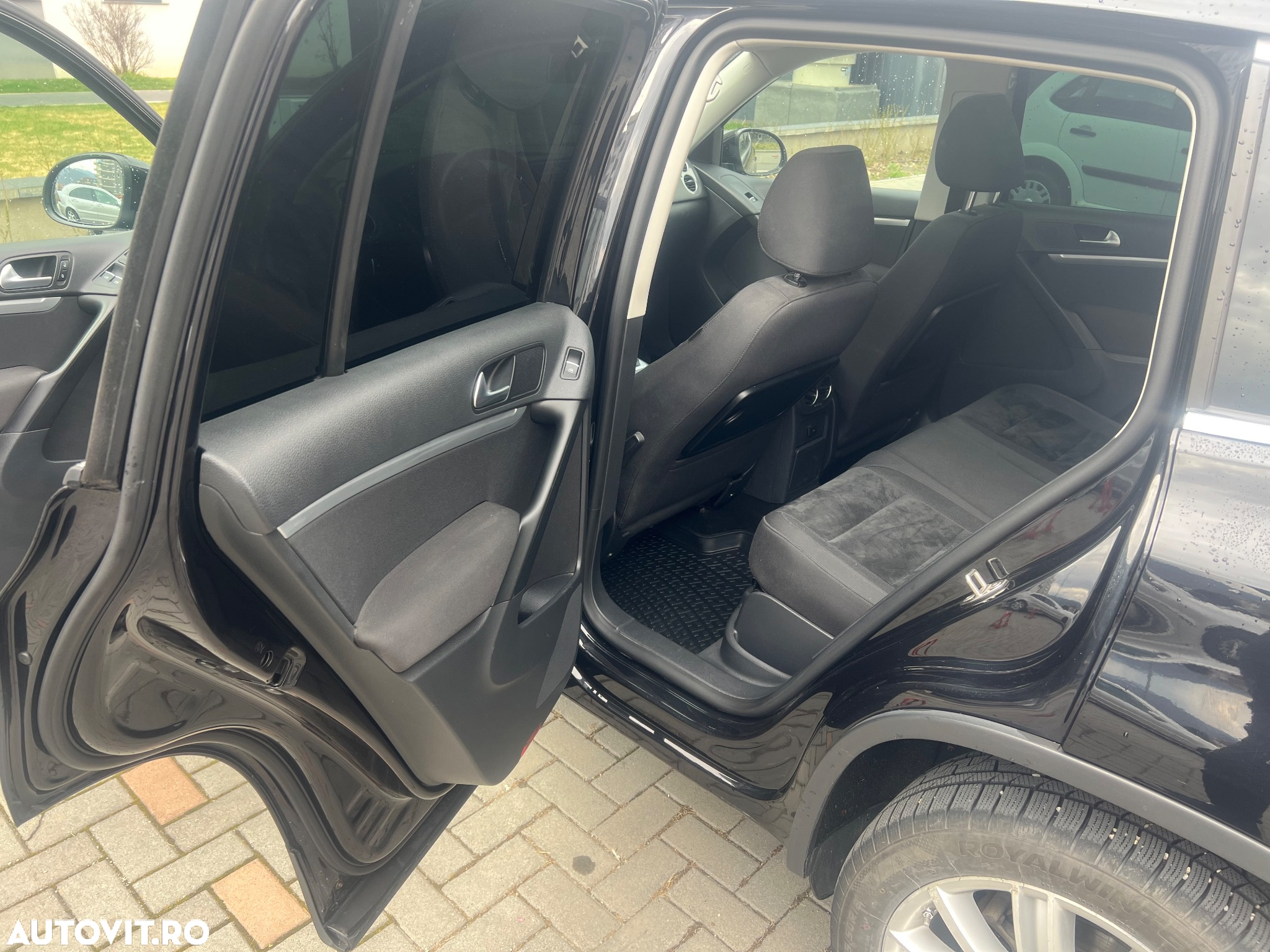 Volkswagen Tiguan 2.0 TDI 4Motion DSG BMT Sport & Style - 9