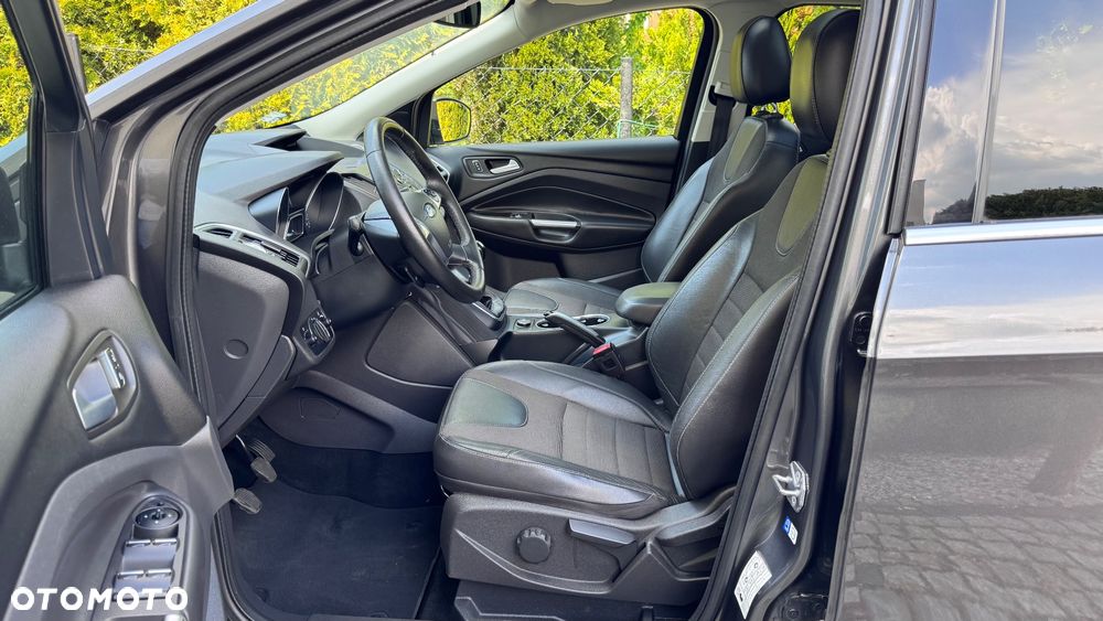 Ford Kuga 1.6 EcoBoost 2x4 Trend - 31