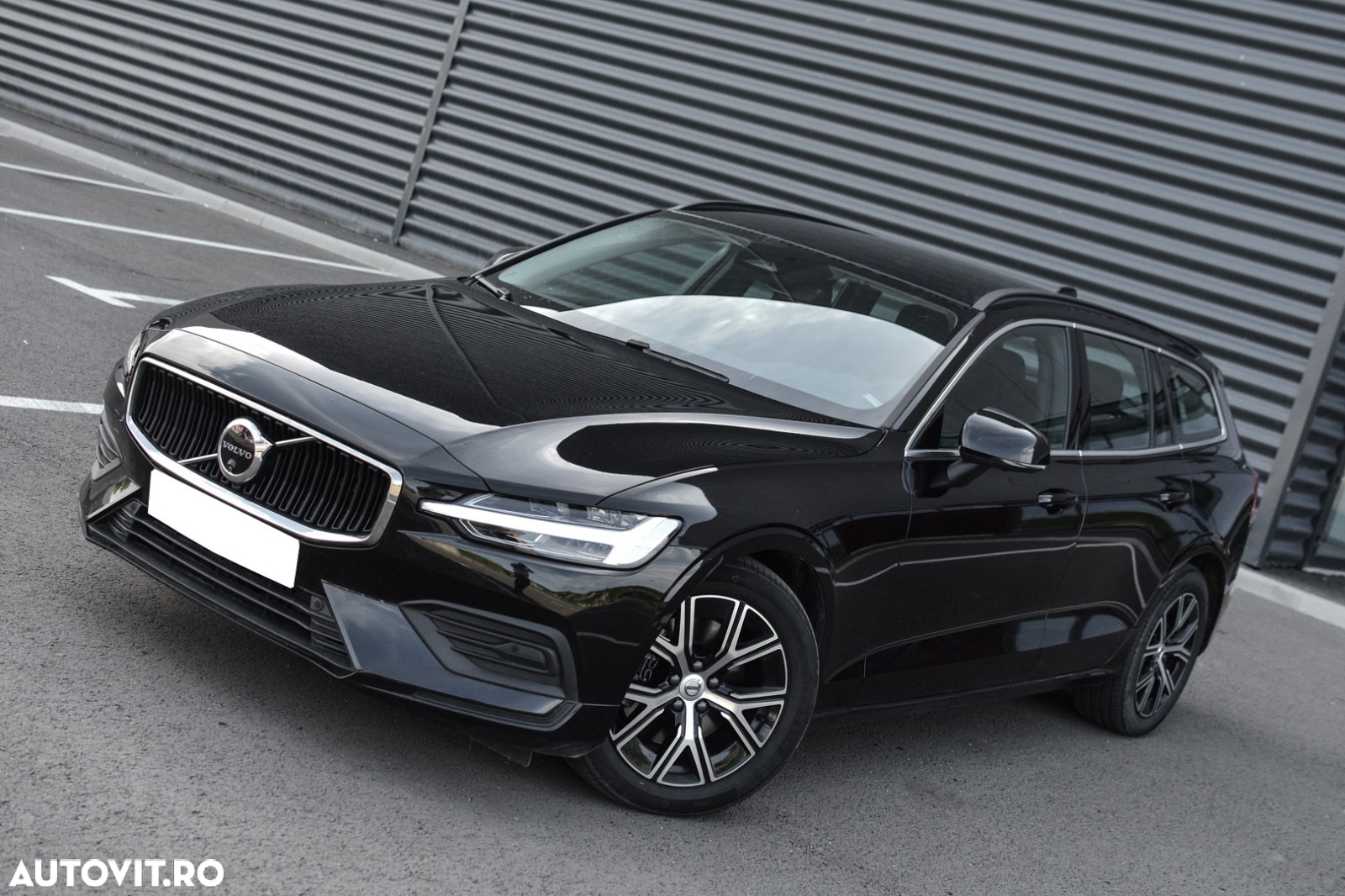 Volvo V60 B4 D Core - 3