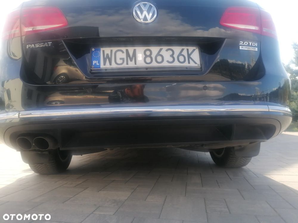 Volkswagen Passat 2.0 TDI Comfortline - 24