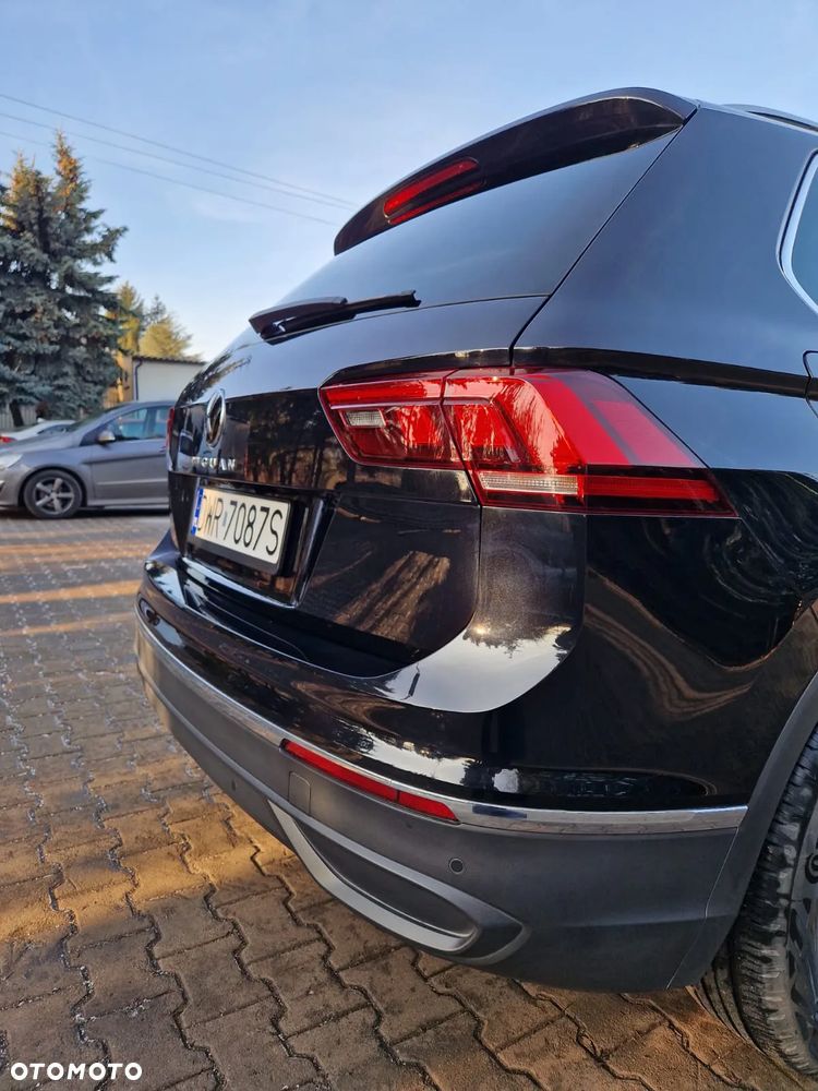 Volkswagen Tiguan - 12