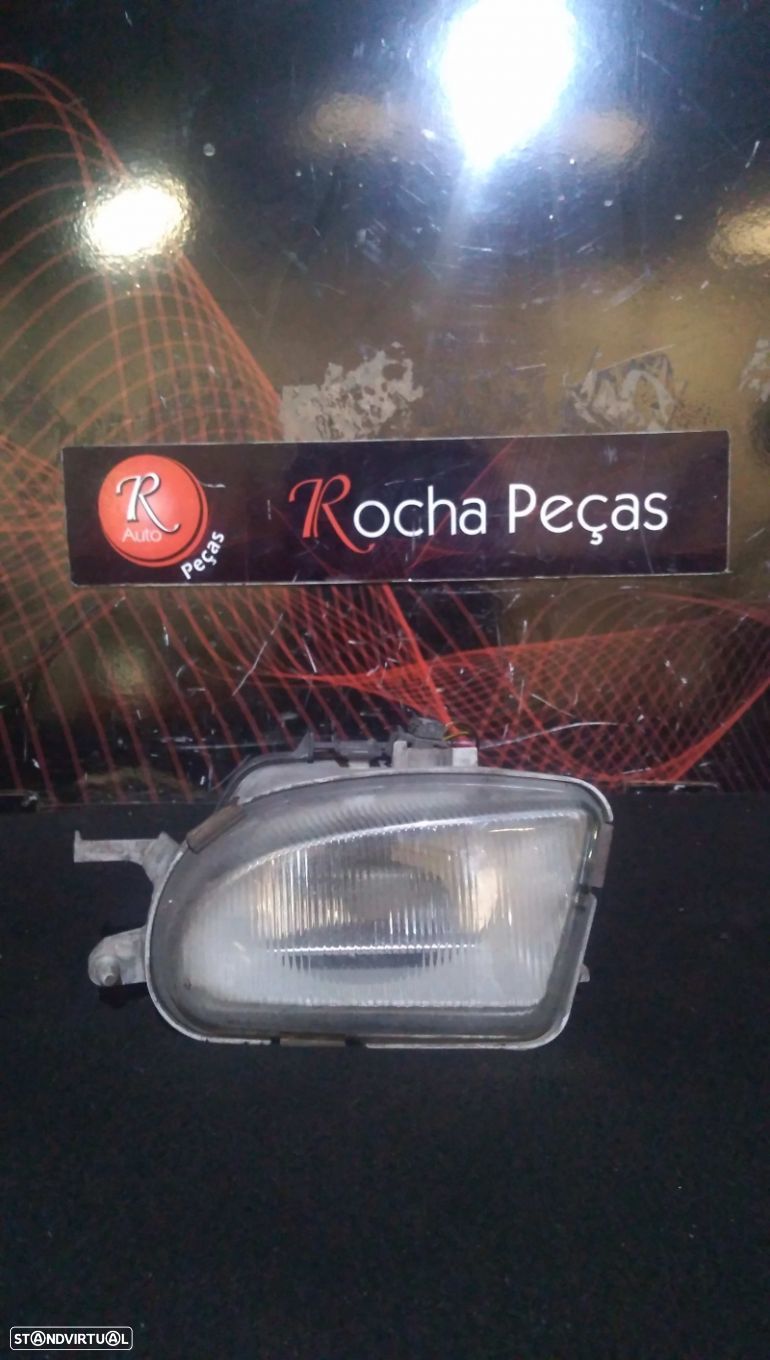 Farol De Nevoeiro F/E Mercedes-Benz E-Class (W210) - 1